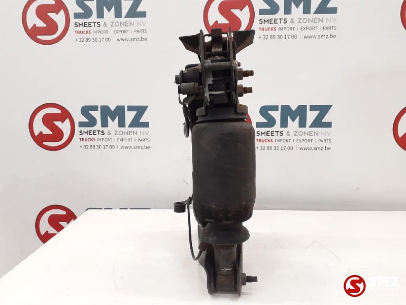 Volvo Occ cabineschokdemper + bevestiging rechts Volvo - Amortisaatorid - Veoauto: pilt 3 Volvo Occ cabineschokdemper + bevestiging rechts Volvo - Amortisaatorid - Veoauto: pilt 3