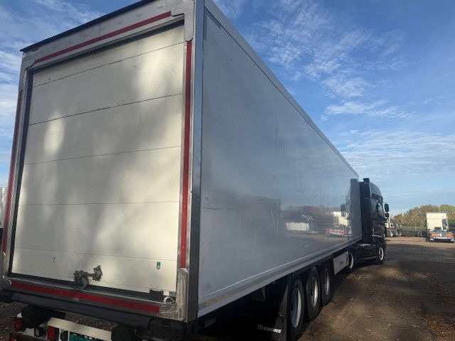 Krone Vector 1950 - Külmutiga poolhaagis: pilt 3 Krone Vector 1950 - Külmutiga poolhaagis: pilt 3