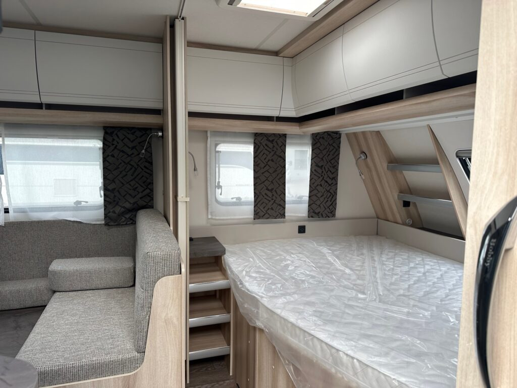 DE LUXE 545 KMF 2024 - Haagissuvila: pilt 5 DE LUXE 545 KMF 2024 - Haagissuvila: pilt 5
