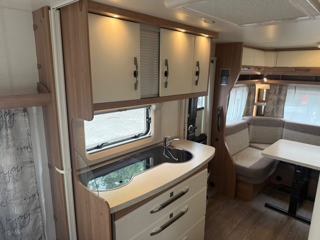 Haagissuvila Hobby De Luxe 540 UFf 2020: pilt 7