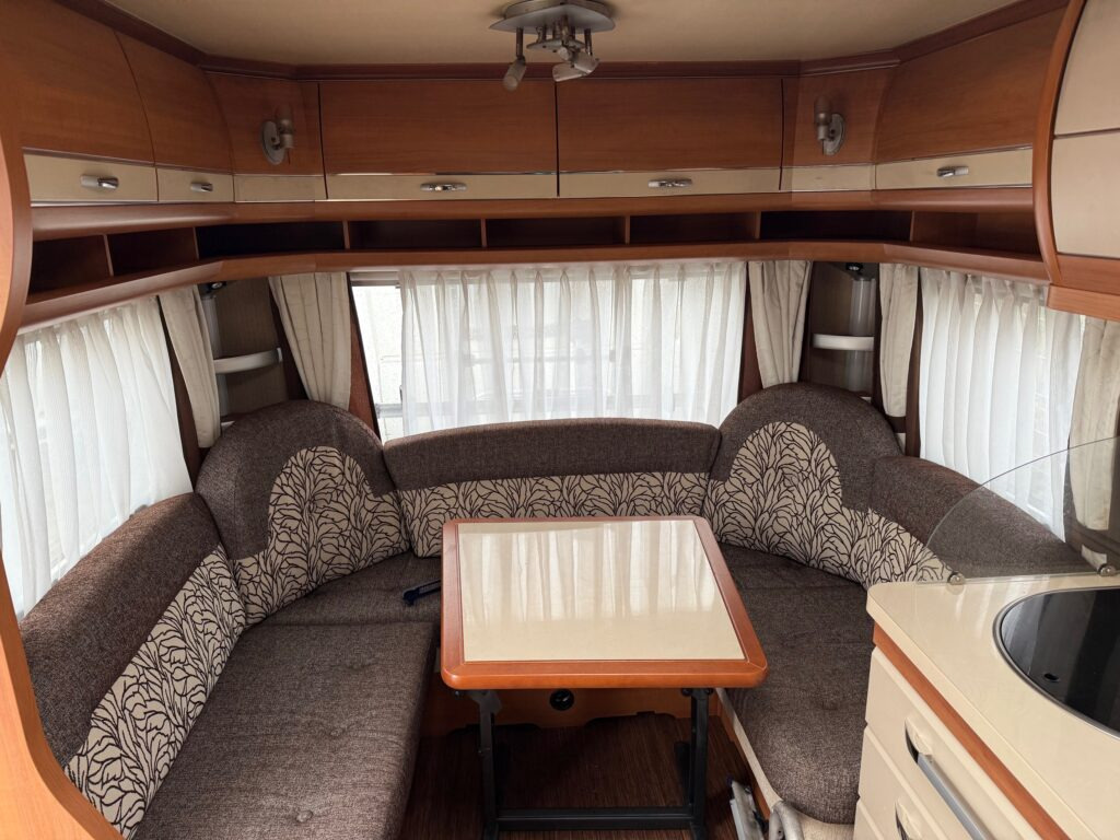 Hobby Excellent 460 UFe 2013 - Haagissuvila: pilt 5 Hobby Excellent 460 UFe 2013 - Haagissuvila: pilt 5