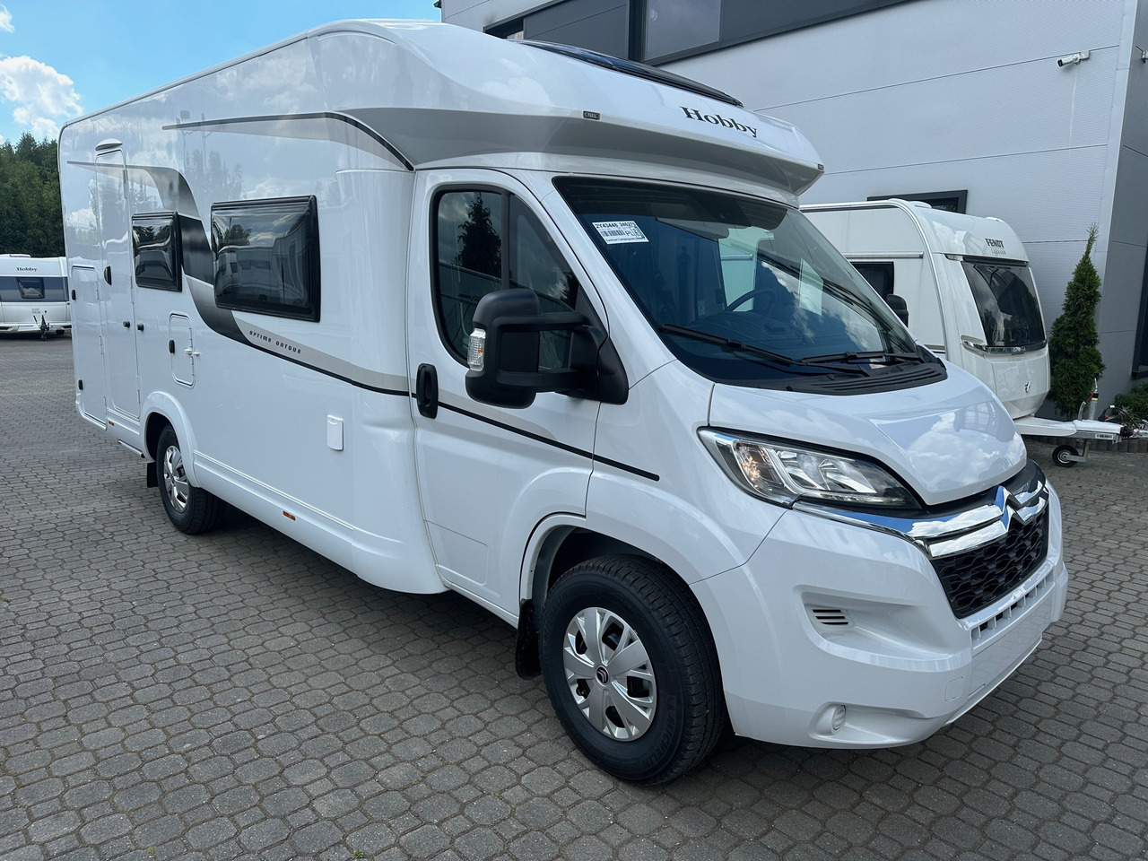 Hobby Optima T65 HKM Ontour 2024 - Poolintegreeritud matkaauto: pilt 2 Hobby Optima T65 HKM Ontour 2024 - Poolintegreeritud matkaauto: pilt 2