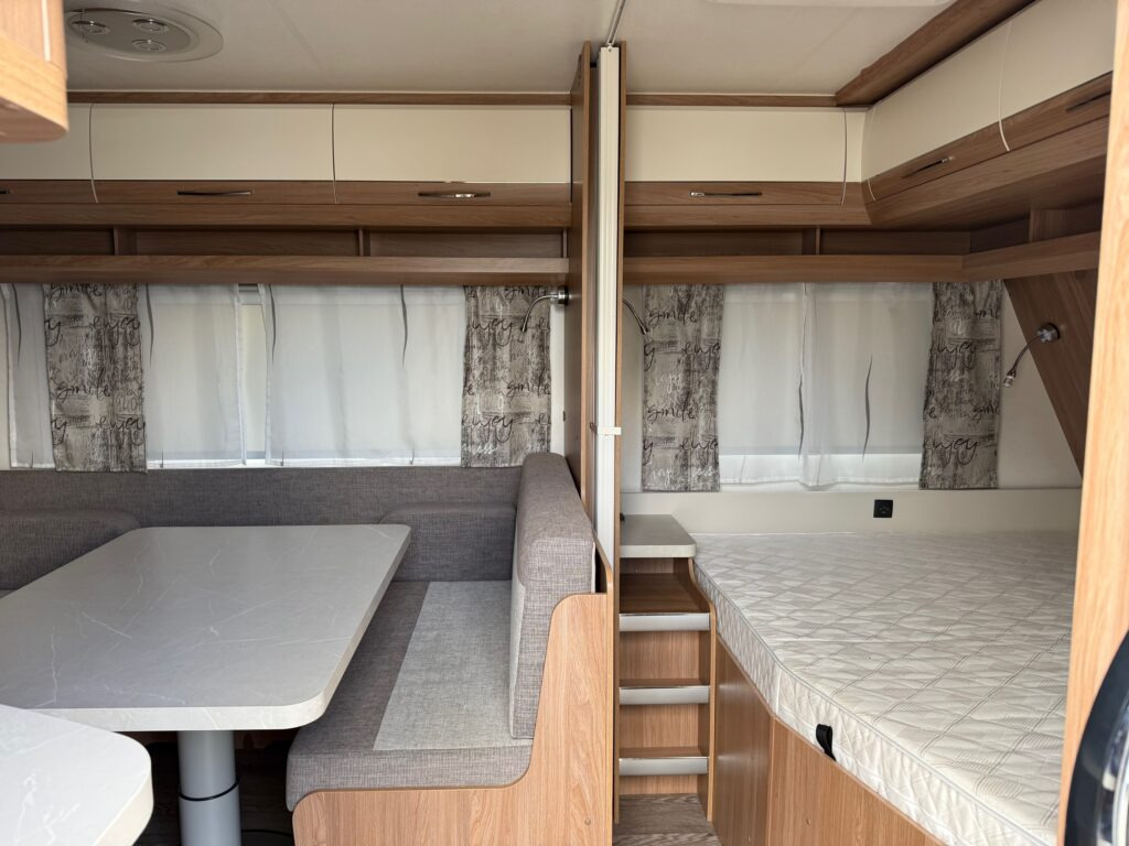 Hobby 545 KMF DE LUXE 2021 - Muu seadmestik: pilt 5 Hobby 545 KMF DE LUXE 2021 - Muu seadmestik: pilt 5