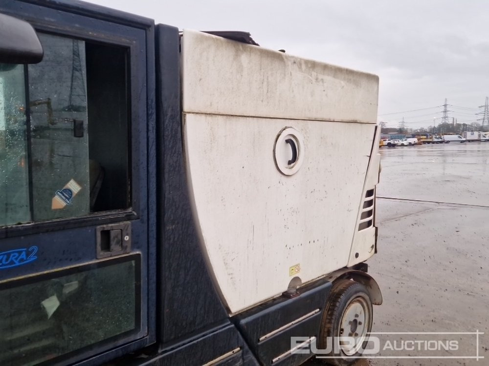 Tänavapühkimismasin 2005 Mathieu Yno Azura2: pilt 19