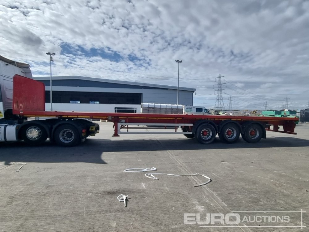 2010 Dennison Tri-Axle - Platvorm/ Madelpoolhaagis: pilt 2 2010 Dennison Tri-Axle - Platvorm/ Madelpoolhaagis: pilt 2