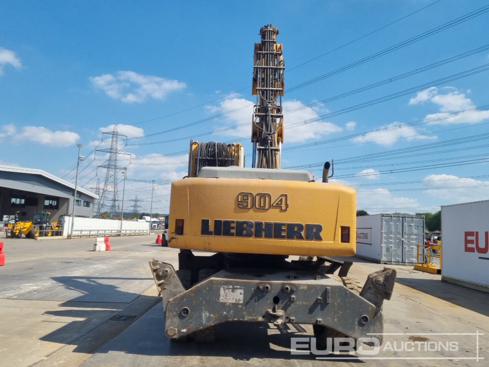 2010 Liebherr A904C HD Litronic - Ratastel ekskavaator: pilt 4 2010 Liebherr A904C HD Litronic - Ratastel ekskavaator: pilt 4