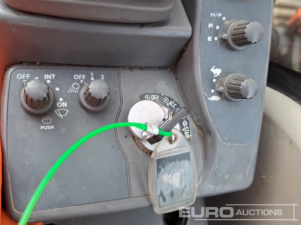 Lintekskavaator 2011 Hitachi ZX130LCN-3: pilt 33 Lintekskavaator 2011 Hitachi ZX130LCN-3: pilt 33