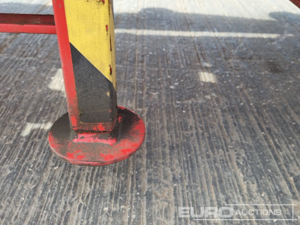 Platvorm 2011 Laing Access Platforms PS600 Manual Scissor Lift: pilt 16