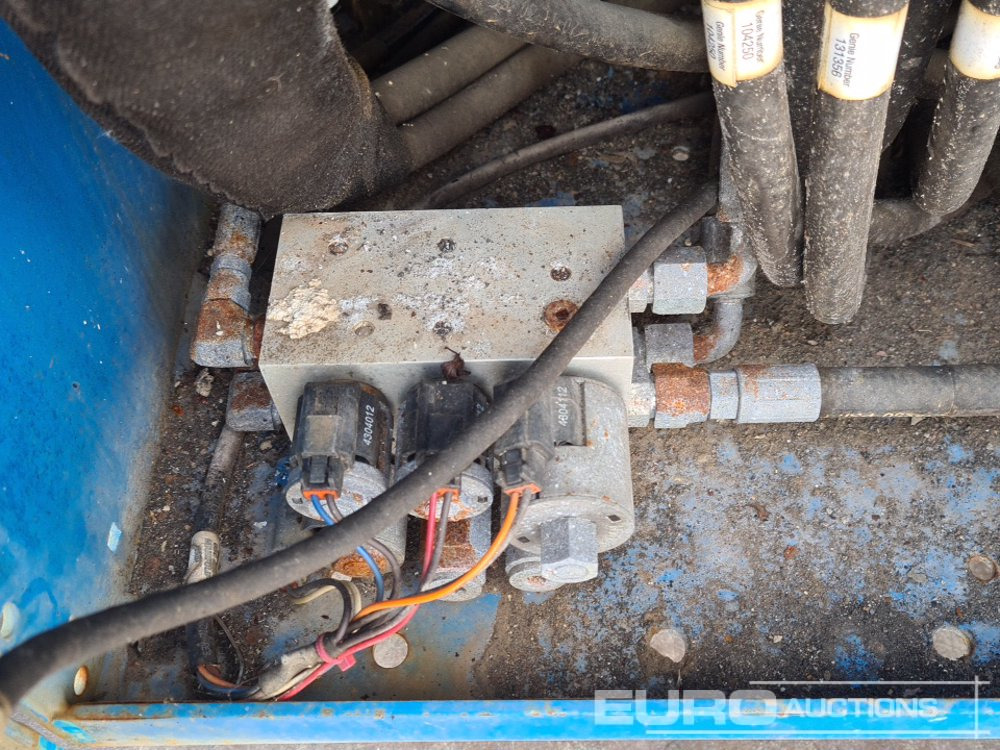 Platvorm 2014 Genie GS4390: pilt 26