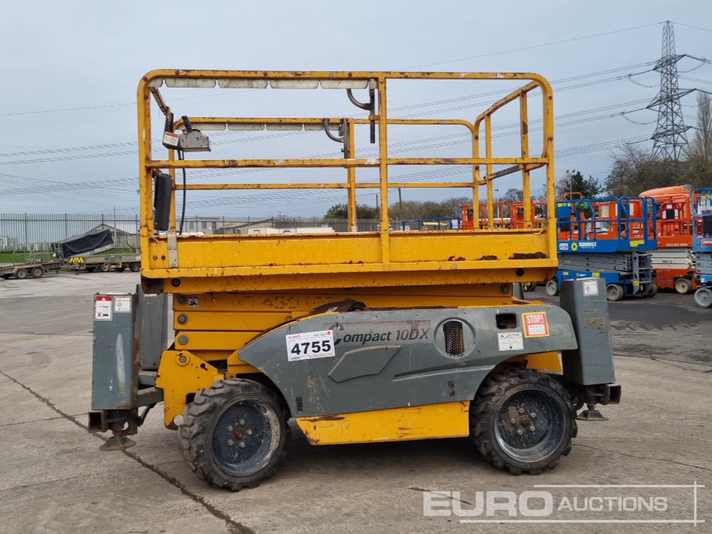 2014 Haulotte Compact 10DX - Platvorm: pilt 2 2014 Haulotte Compact 10DX - Platvorm: pilt 2