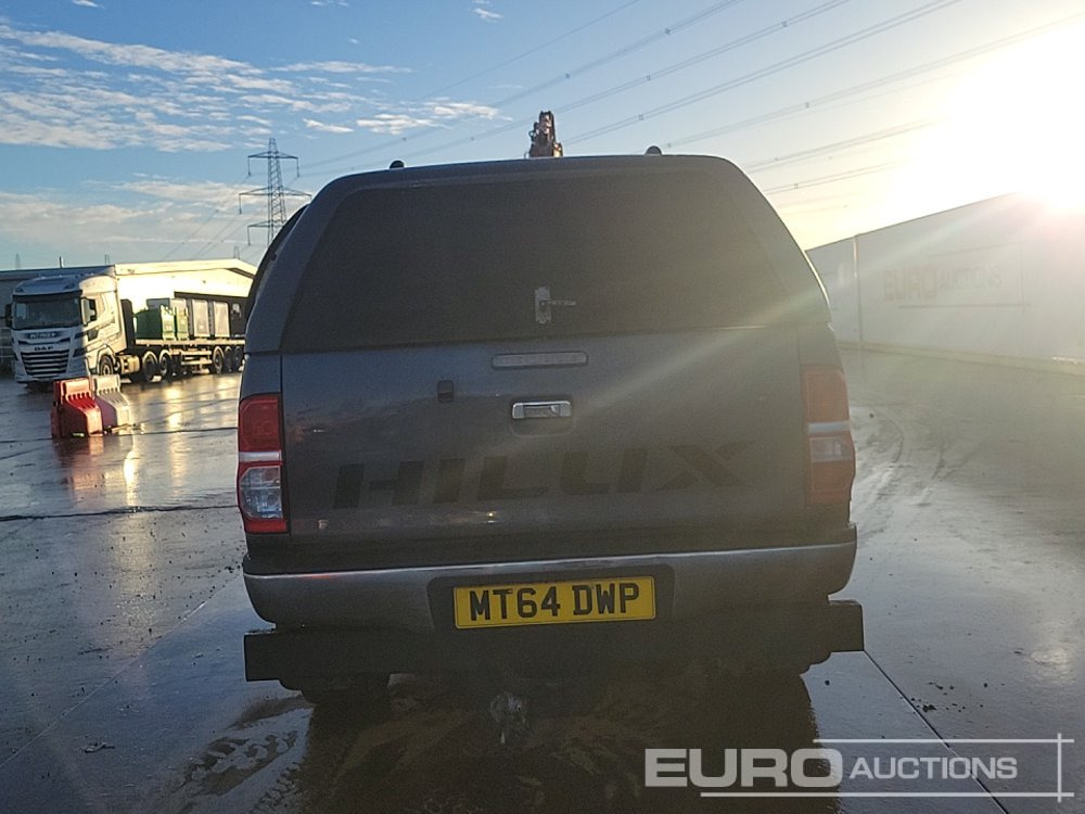 2014 Toyota Hilux Invincible - Pikap: pilt 4 2014 Toyota Hilux Invincible - Pikap: pilt 4