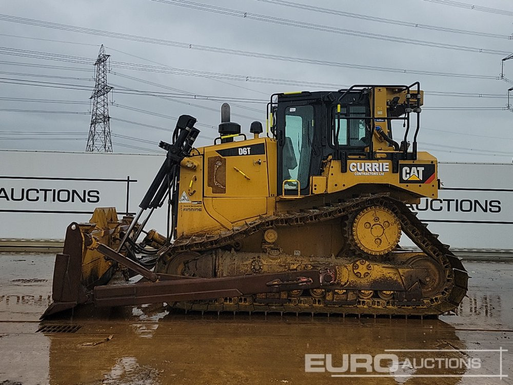 2015 CAT D6T LGP - Buldooser: pilt 2 2015 CAT D6T LGP - Buldooser: pilt 2