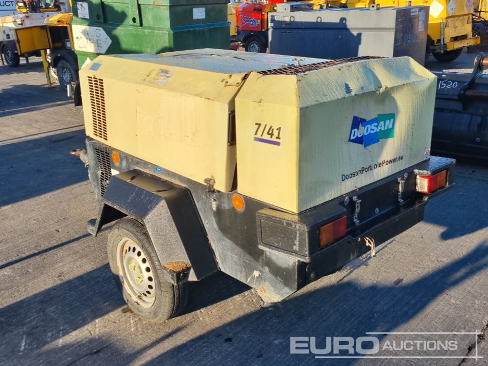 2015 Doosan 741 - Õhukompressor: pilt 3 2015 Doosan 741 - Õhukompressor: pilt 3
