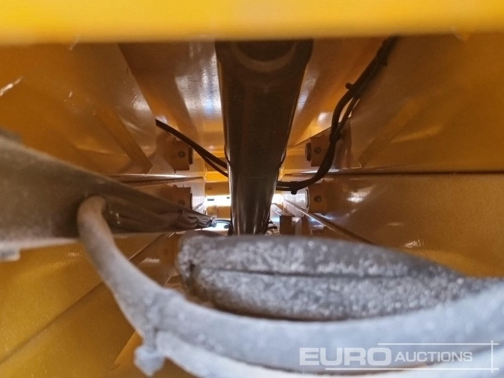 Platvorm 2015 Haulotte Compact 8: pilt 19