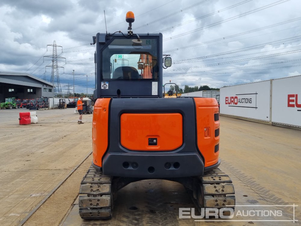 2015 Hitachi ZX65USB-5A CLP - Miniekskavaator: pilt 4 2015 Hitachi ZX65USB-5A CLP - Miniekskavaator: pilt 4
