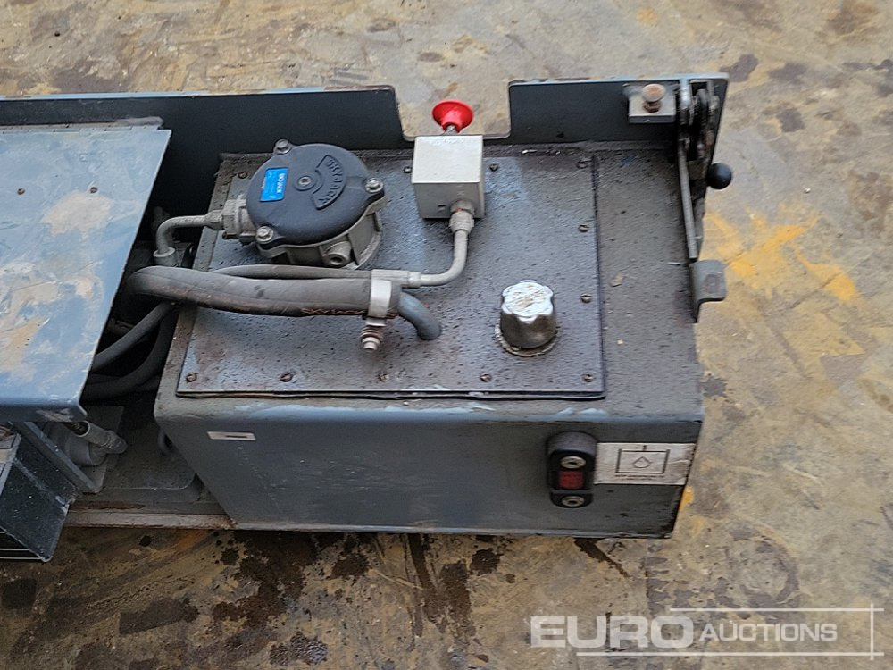 2015 SkyJack SJ3226 - Käärlift: pilt 1 2015 SkyJack SJ3226 - Käärlift: pilt 1