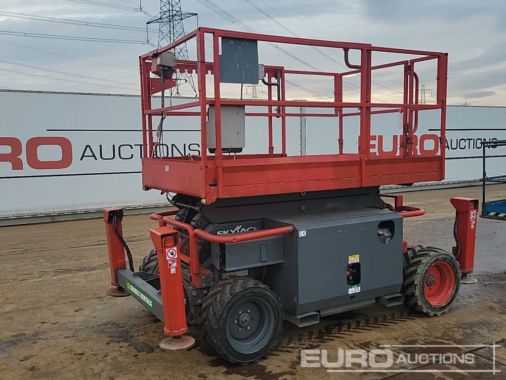 2016 SkyJack SJ6832RT - Käärlift: pilt 1 2016 SkyJack SJ6832RT - Käärlift: pilt 1