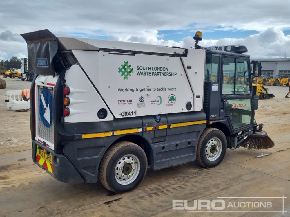 2017 Schmidt 4x2 Road Sweeper, Reverse Camera, A/C - Tänavapühkimismasin: pilt 5 2017 Schmidt 4x2 Road Sweeper, Reverse Camera, A/C - Tänavapühkimismasin: pilt 5