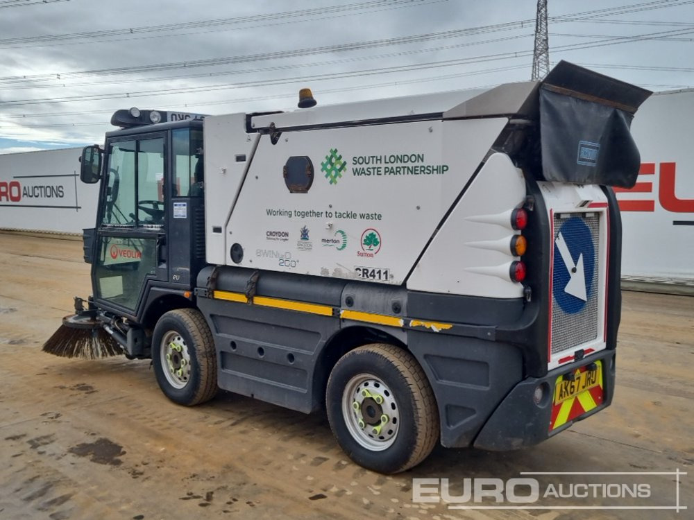 2017 Schmidt 4x2 Road Sweeper, Reverse Camera, A/C - Tänavapühkimismasin: pilt 3 2017 Schmidt 4x2 Road Sweeper, Reverse Camera, A/C - Tänavapühkimismasin: pilt 3