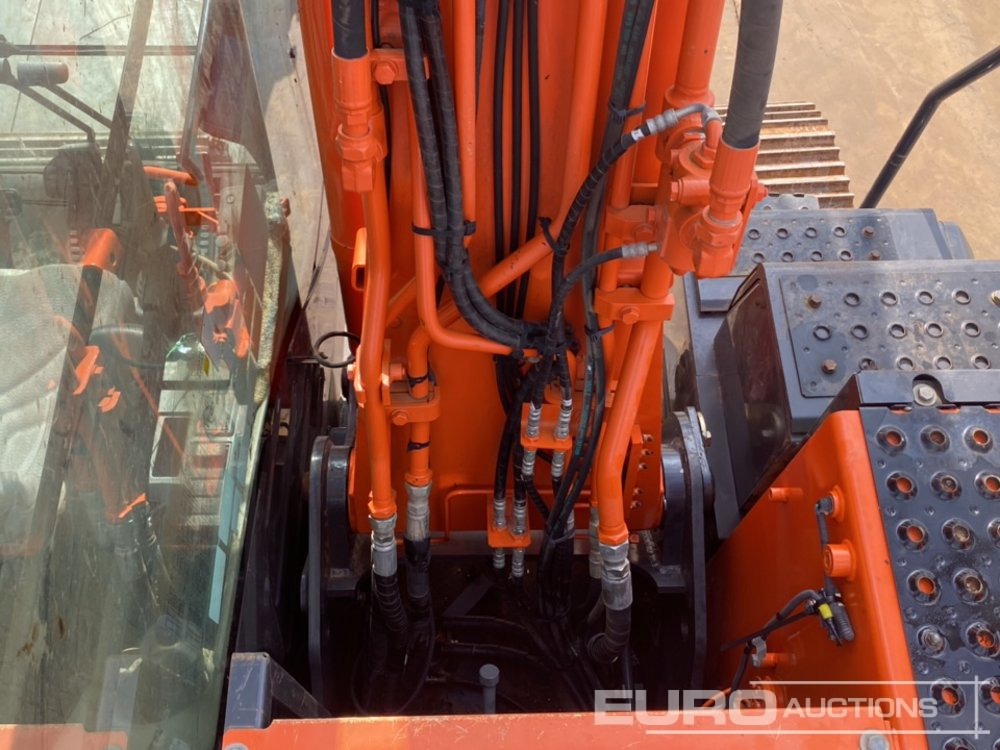 Lintekskavaator 2018 Hitachi ZX130LCN-6: pilt 37
