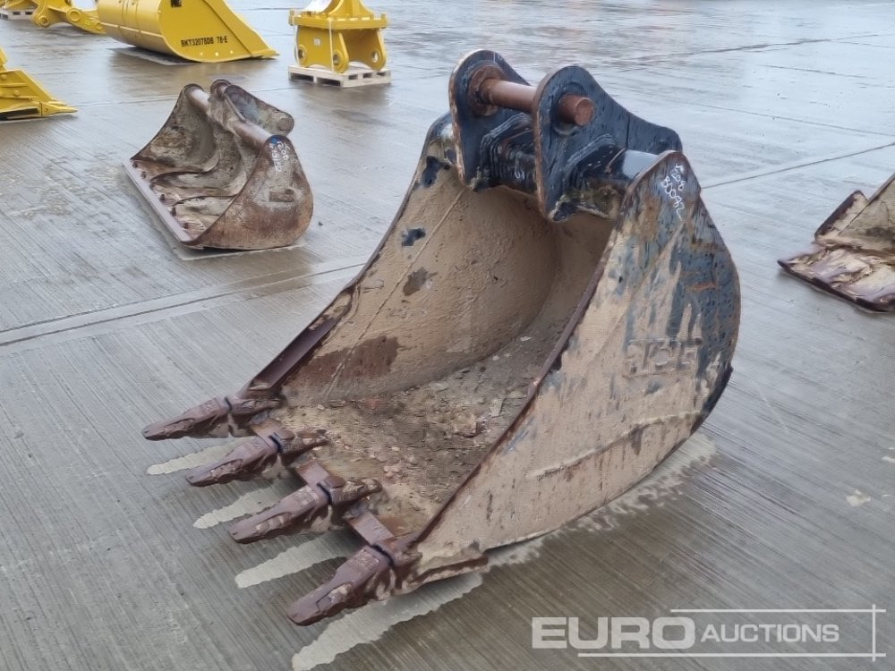 2018 JCB 34" Digging Bucket 65mm Pin to suit 13 Ton Excavator - Kopp: pilt 1 2018 JCB 34" Digging Bucket 65mm Pin to suit 13 Ton Excavator - Kopp: pilt 1
