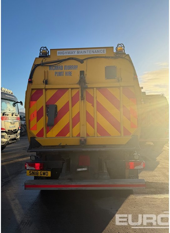 2018 Scania P250 - Tänavapühkimismasin: pilt 4 2018 Scania P250 - Tänavapühkimismasin: pilt 4