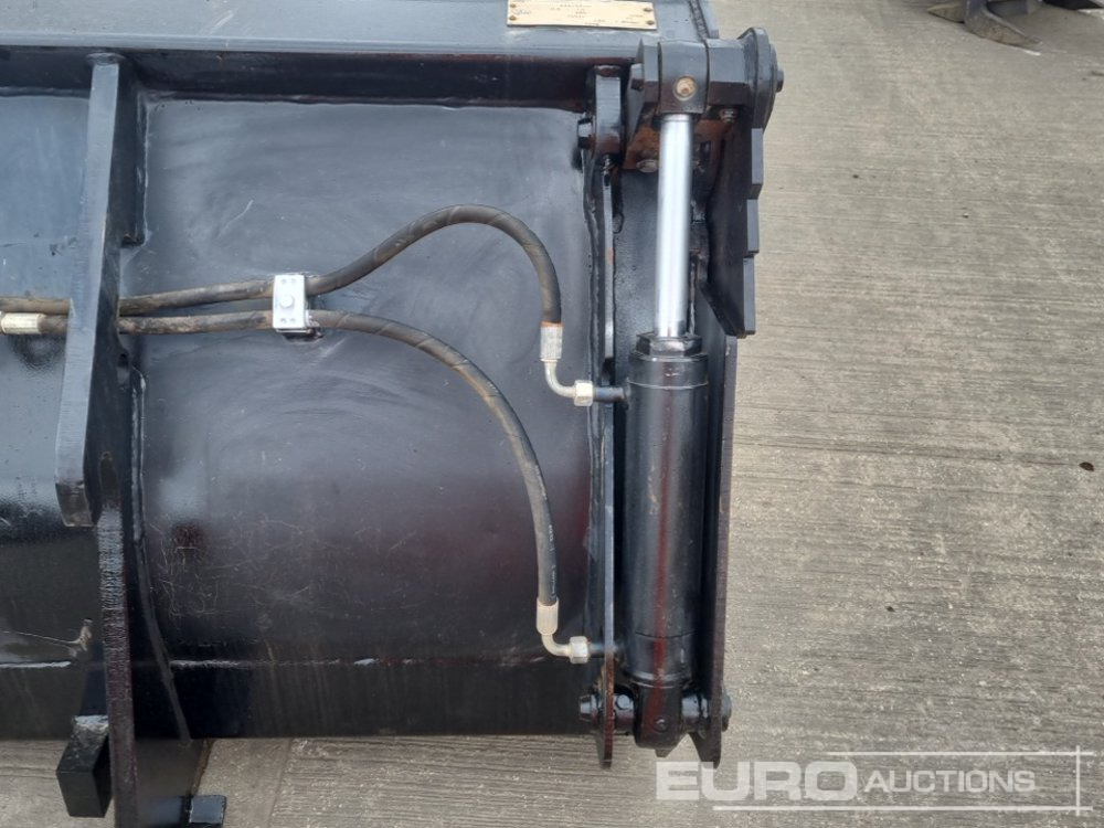 Kopp 2019 JCB 76" 3 in 1 Bucket to suit Telehandler: pilt 12