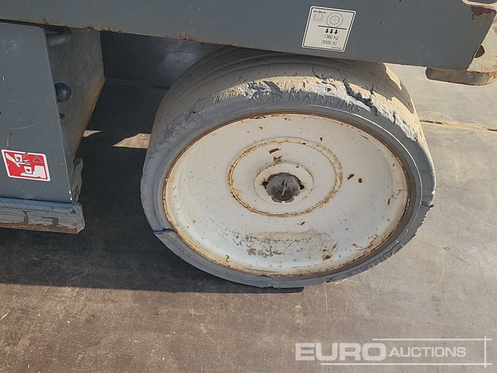 Platvorm 2019 SkyJack SJ4740: pilt 14