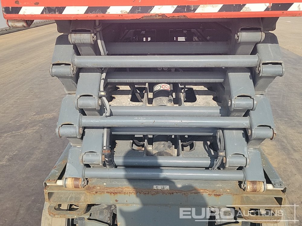 Platvorm 2019 SkyJack SJ4740: pilt 15