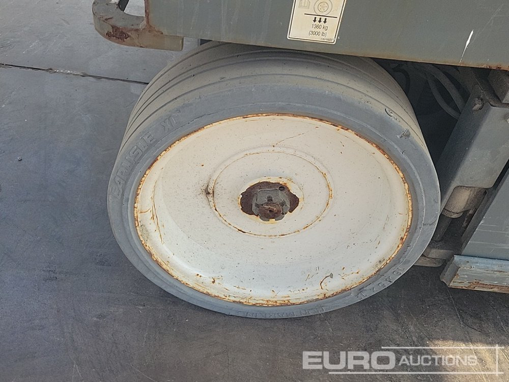 Platvorm 2019 SkyJack SJ4740: pilt 13