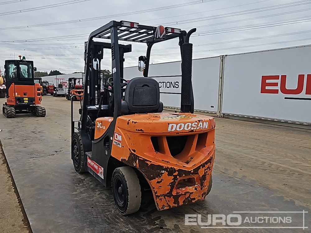 2020 Doosan D30GP - Kahveltõstuk: pilt 3 2020 Doosan D30GP - Kahveltõstuk: pilt 3