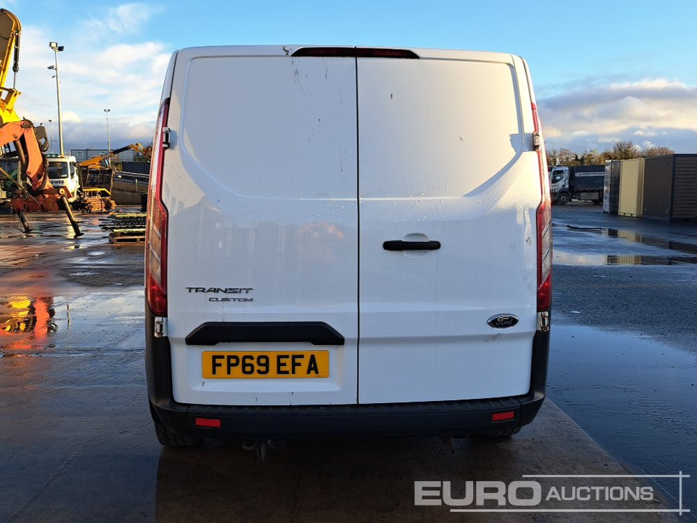 2020 Ford Transit Custom 300 - Meeskonnaauto: pilt 4 2020 Ford Transit Custom 300 - Meeskonnaauto: pilt 4