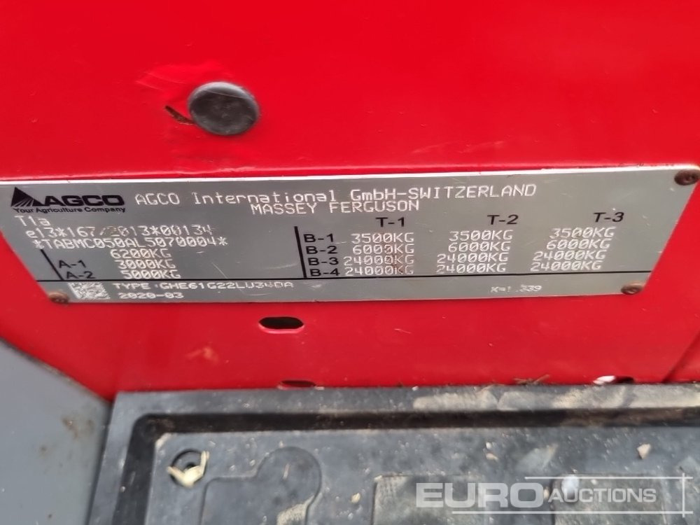 Traktor 2020 Massey Ferguson MF4708: pilt 48