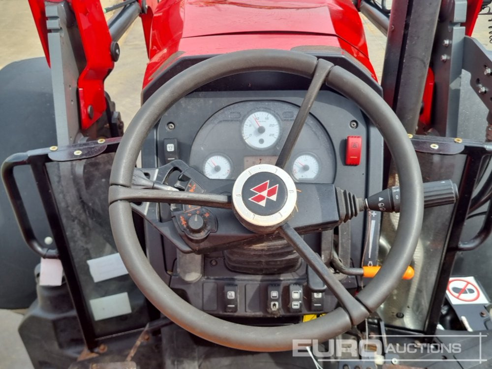Traktor 2020 Massey Ferguson MF4708: pilt 41