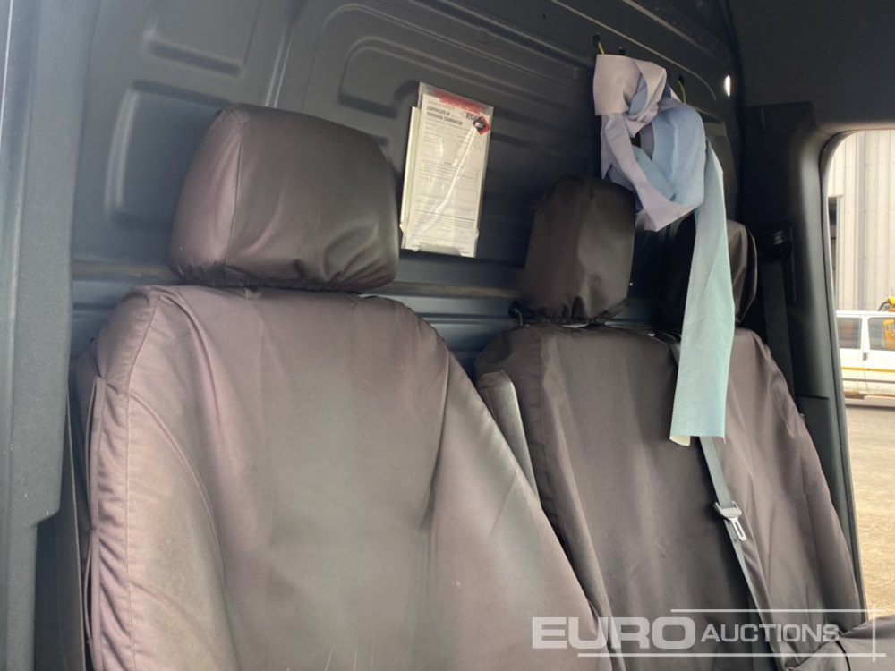 Veoautolt tõusev platvorm 2020 Mercedes Sprinter: pilt 40