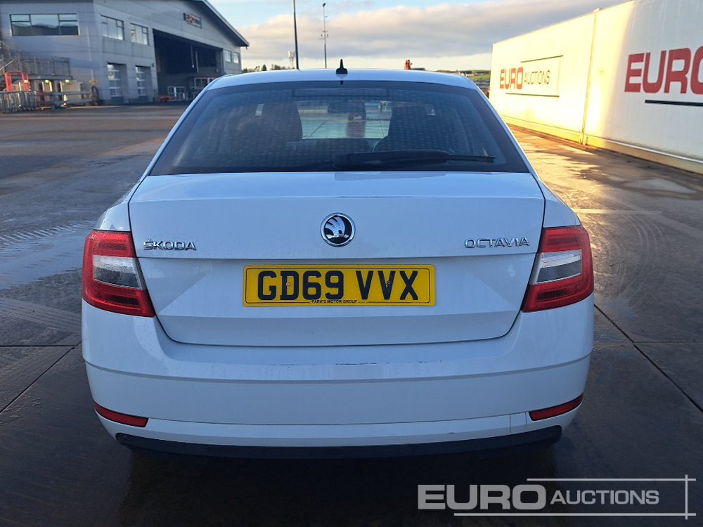 2020 Skoda Octavia - Auto: pilt 4 2020 Skoda Octavia - Auto: pilt 4