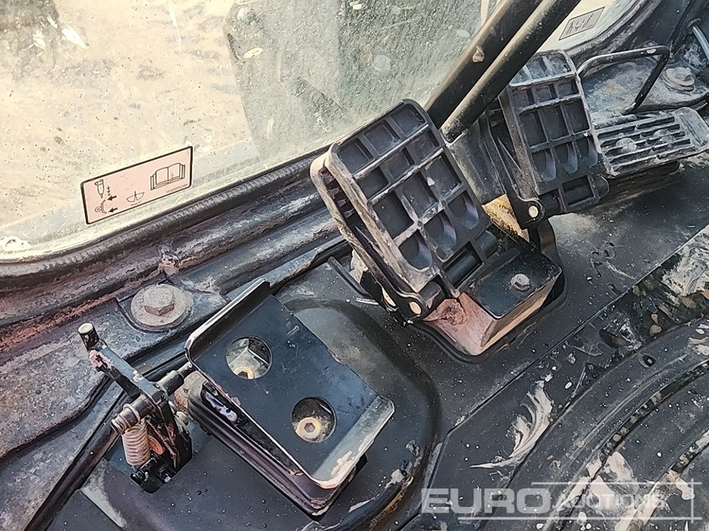 Miniekskavaator 2021 Airman AX26U-7: pilt 43 Miniekskavaator 2021 Airman AX26U-7: pilt 43