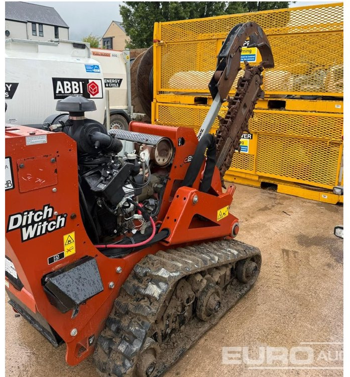 2022 Ditch Witch C24X - Kraavikaevamismasin: pilt 2 2022 Ditch Witch C24X - Kraavikaevamismasin: pilt 2
