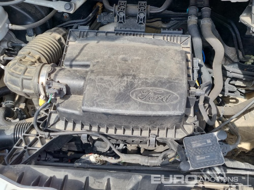 Tarbesõiduk kallur 2022 Ford Transit 350: pilt 38