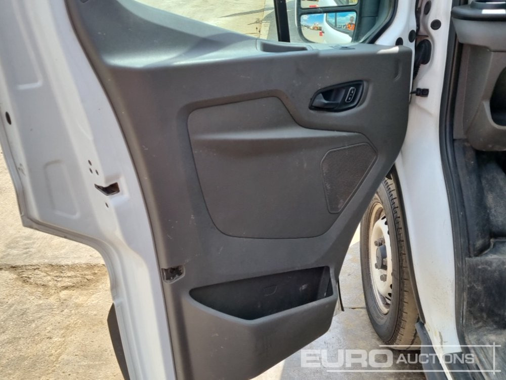 Tarbesõiduk kallur 2022 Ford Transit 350: pilt 21