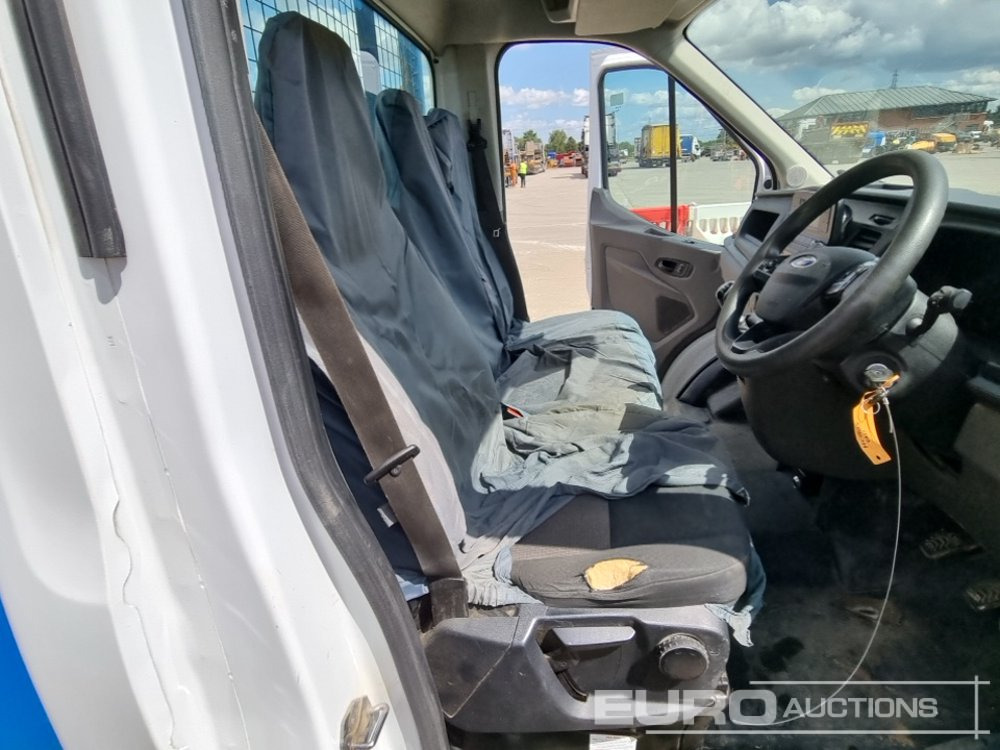 Tarbesõiduk kallur 2022 Ford Transit 350: pilt 25
