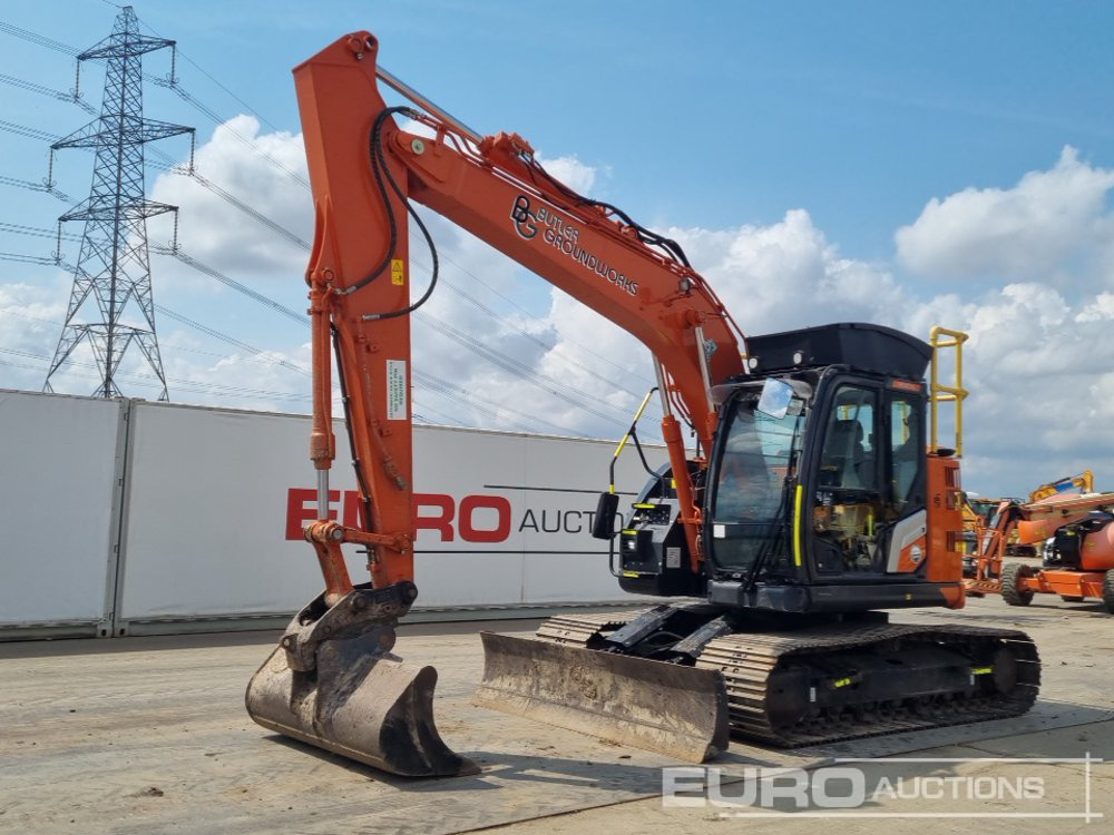 2022 Hitachi ZX135USBL-7 - Lintekskavaator: pilt 1 2022 Hitachi ZX135USBL-7 - Lintekskavaator: pilt 1
