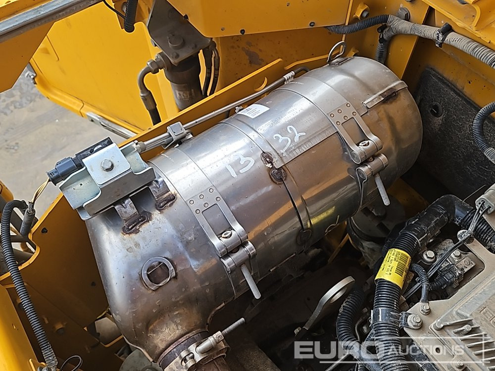 Lintekskavaator 2022 JCB 131XL SV: pilt 34