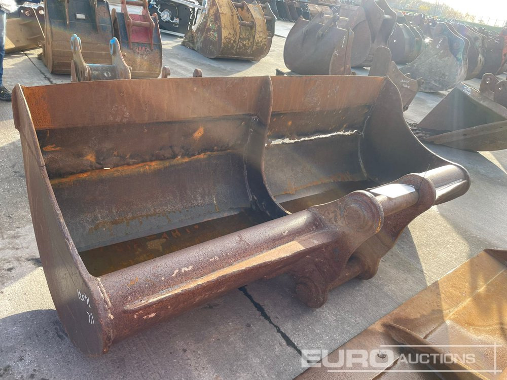 82" Ditching Bucket 80mm Pin to suit 20 Ton Excavator - Kopp: pilt 2 82" Ditching Bucket 80mm Pin to suit 20 Ton Excavator - Kopp: pilt 2