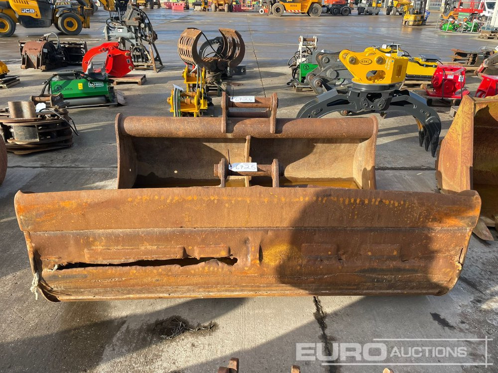 82" Ditching Bucket 80mm Pin to suit 20 Ton Excavator - Kopp: pilt 5 82" Ditching Bucket 80mm Pin to suit 20 Ton Excavator - Kopp: pilt 5