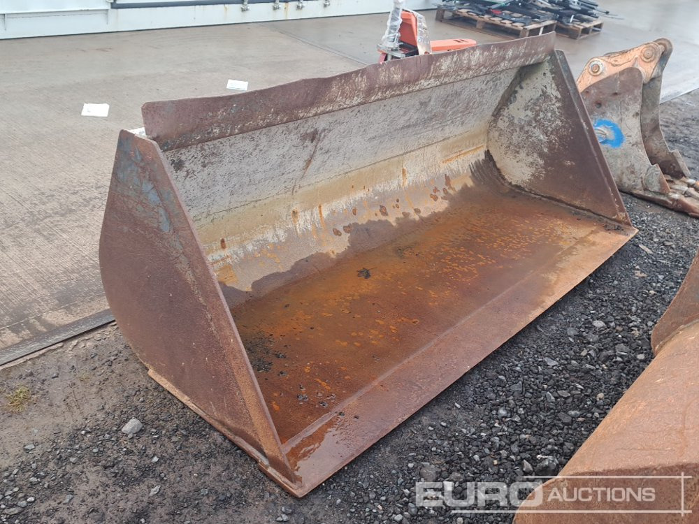 96" Front Loader Bucket to suit Manitou Telehandler - Kopp: pilt 4 96" Front Loader Bucket to suit Manitou Telehandler - Kopp: pilt 4