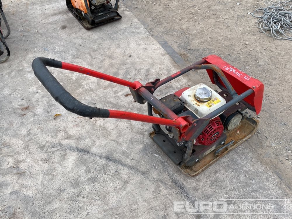 Belle Petrol Compaction Plate - Asfaldimasin: pilt 2 Belle Petrol Compaction Plate - Asfaldimasin: pilt 2