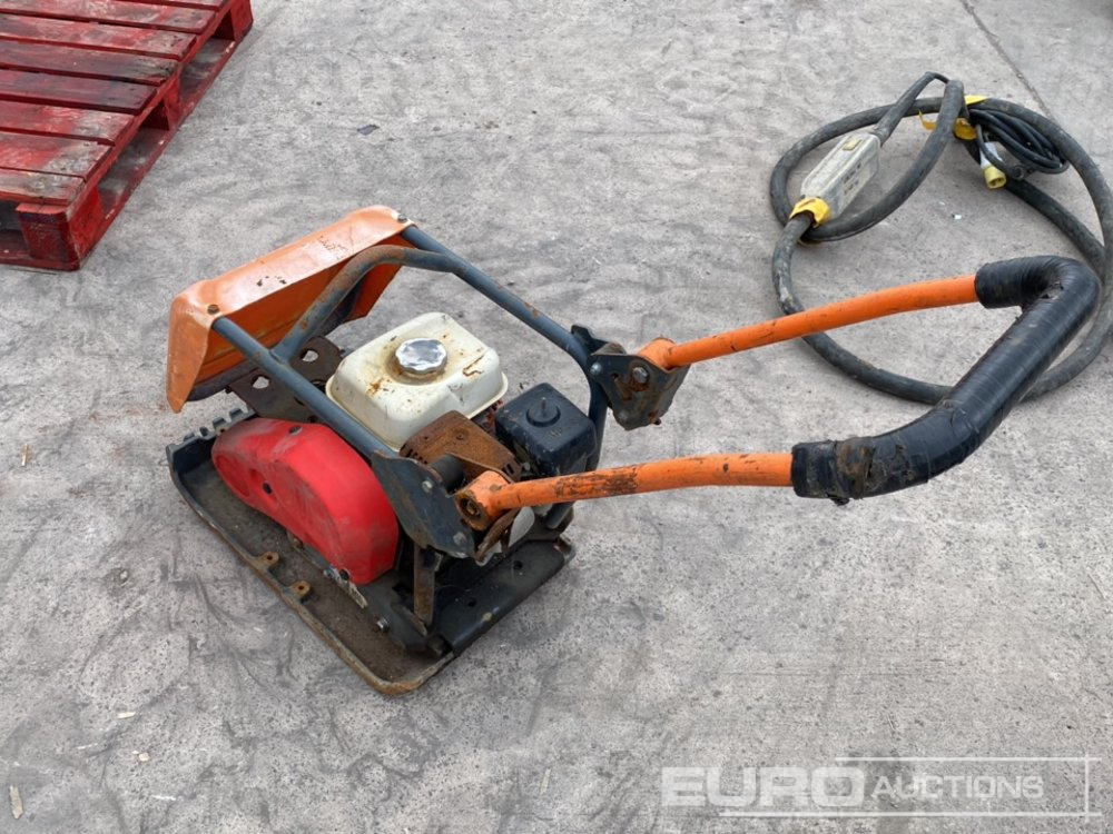 Belle Petrol Compaction Plate - Asfaldimasin: pilt 2 Belle Petrol Compaction Plate - Asfaldimasin: pilt 2