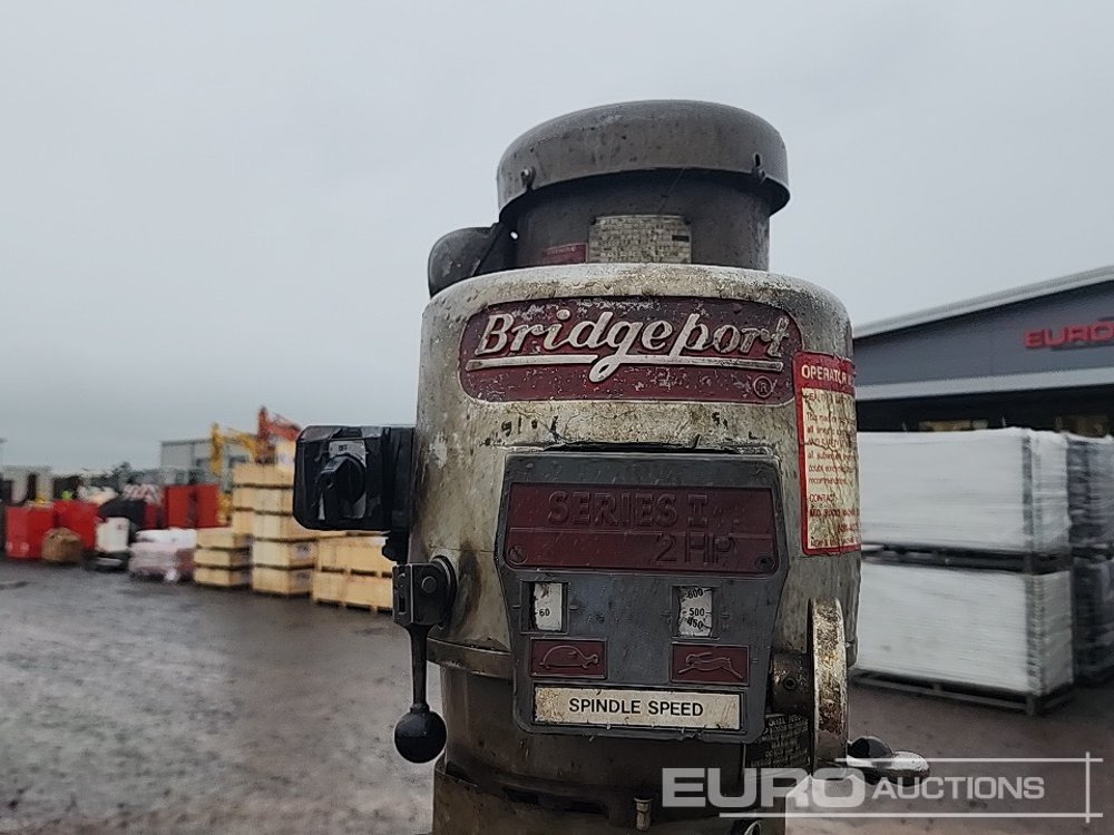 Bridgeport 3 Phase Milling Machine - CNC töötlemiskeskus: pilt 5 Bridgeport 3 Phase Milling Machine - CNC töötlemiskeskus: pilt 5