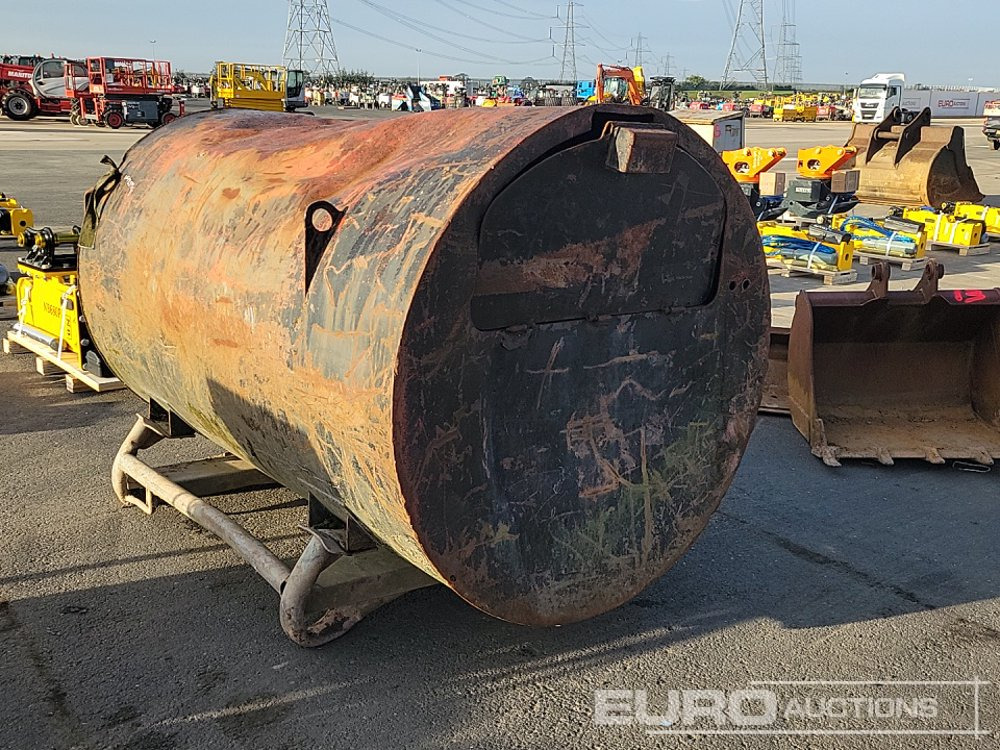 Bunded Fuel Bowser, Manual Pump - Säilitusmahuti: pilt 3 Bunded Fuel Bowser, Manual Pump - Säilitusmahuti: pilt 3